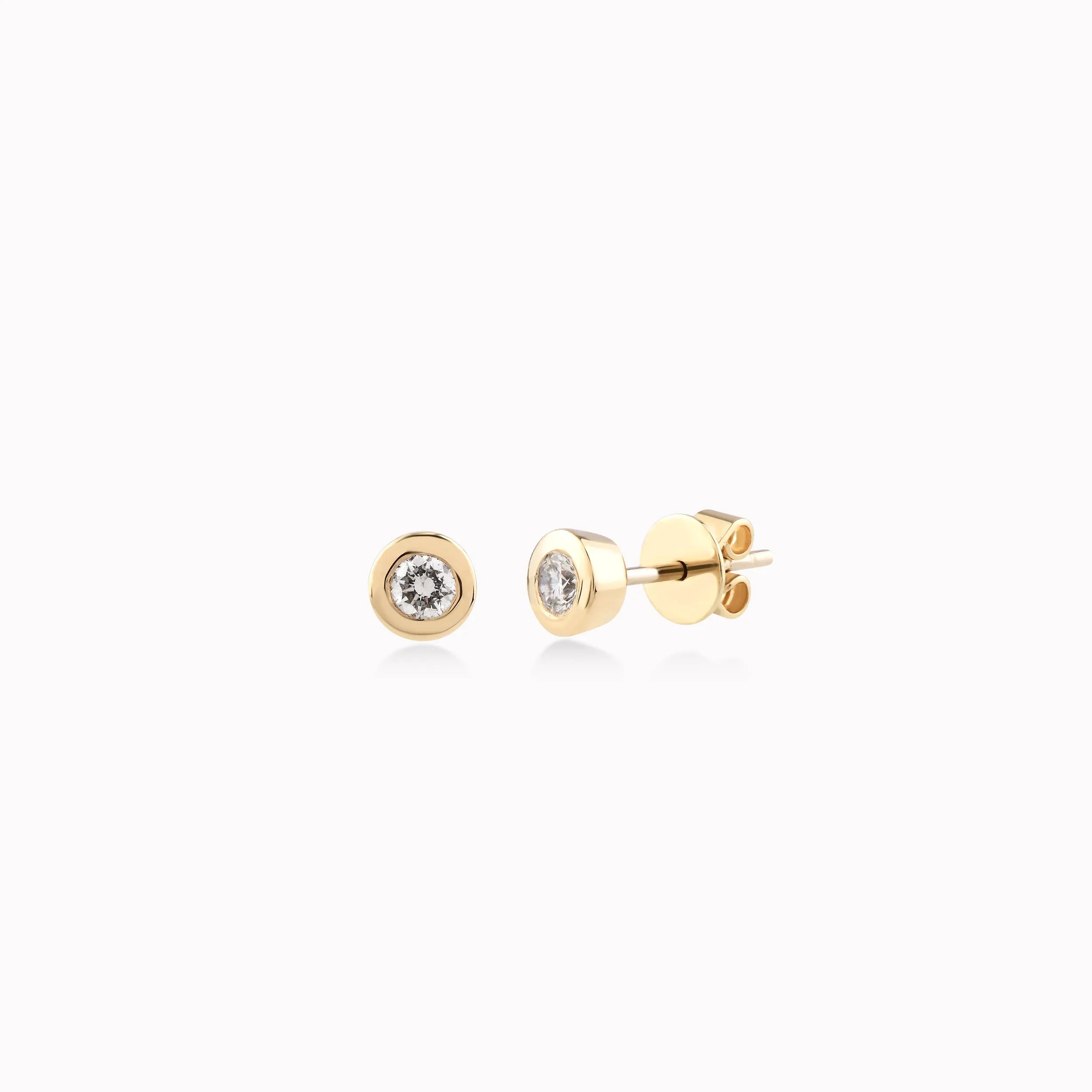 14K Yellow Gold Earrings with 0.20ct Diamonds