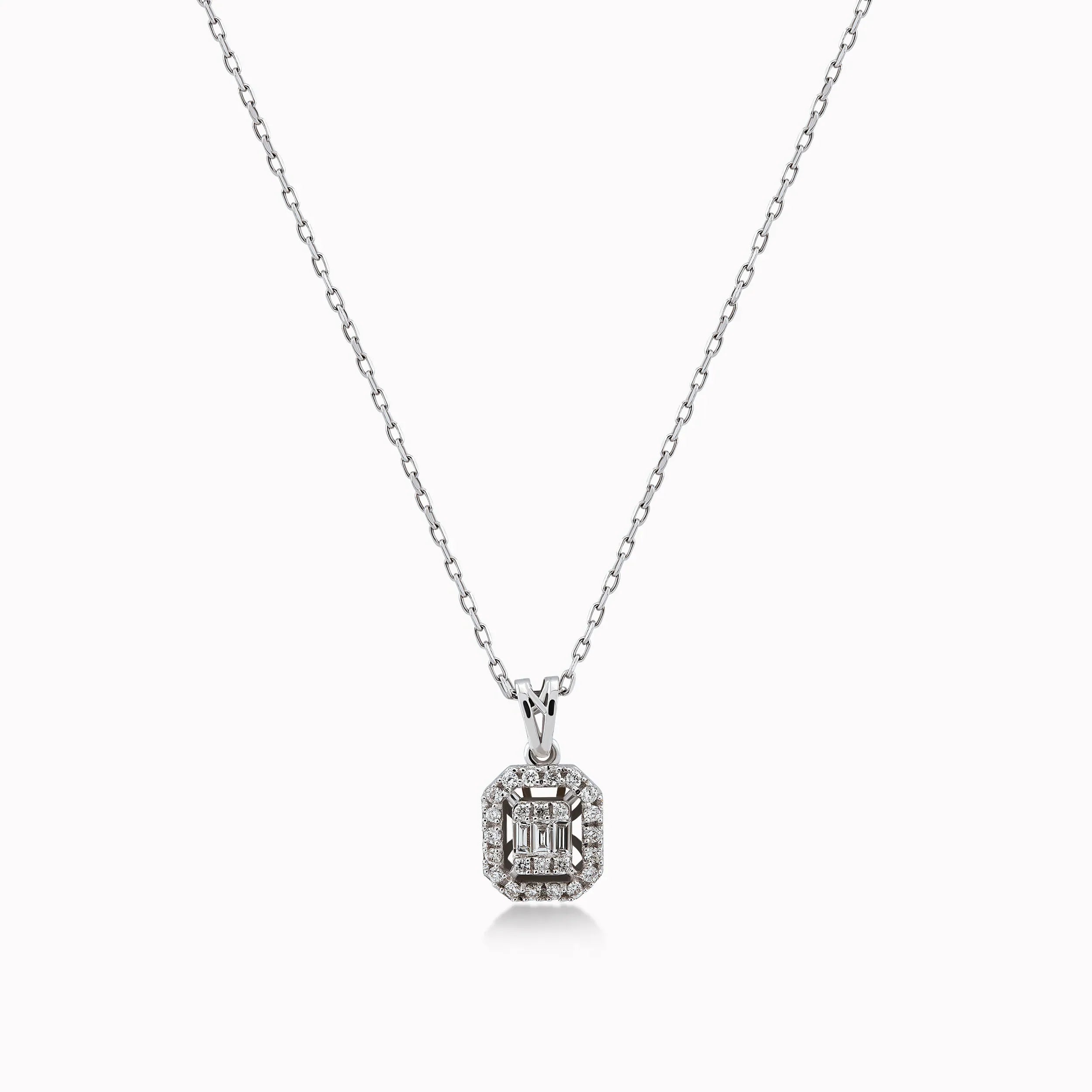 Chain with 14K White Gold Pendant with 0.14ct Diamonds