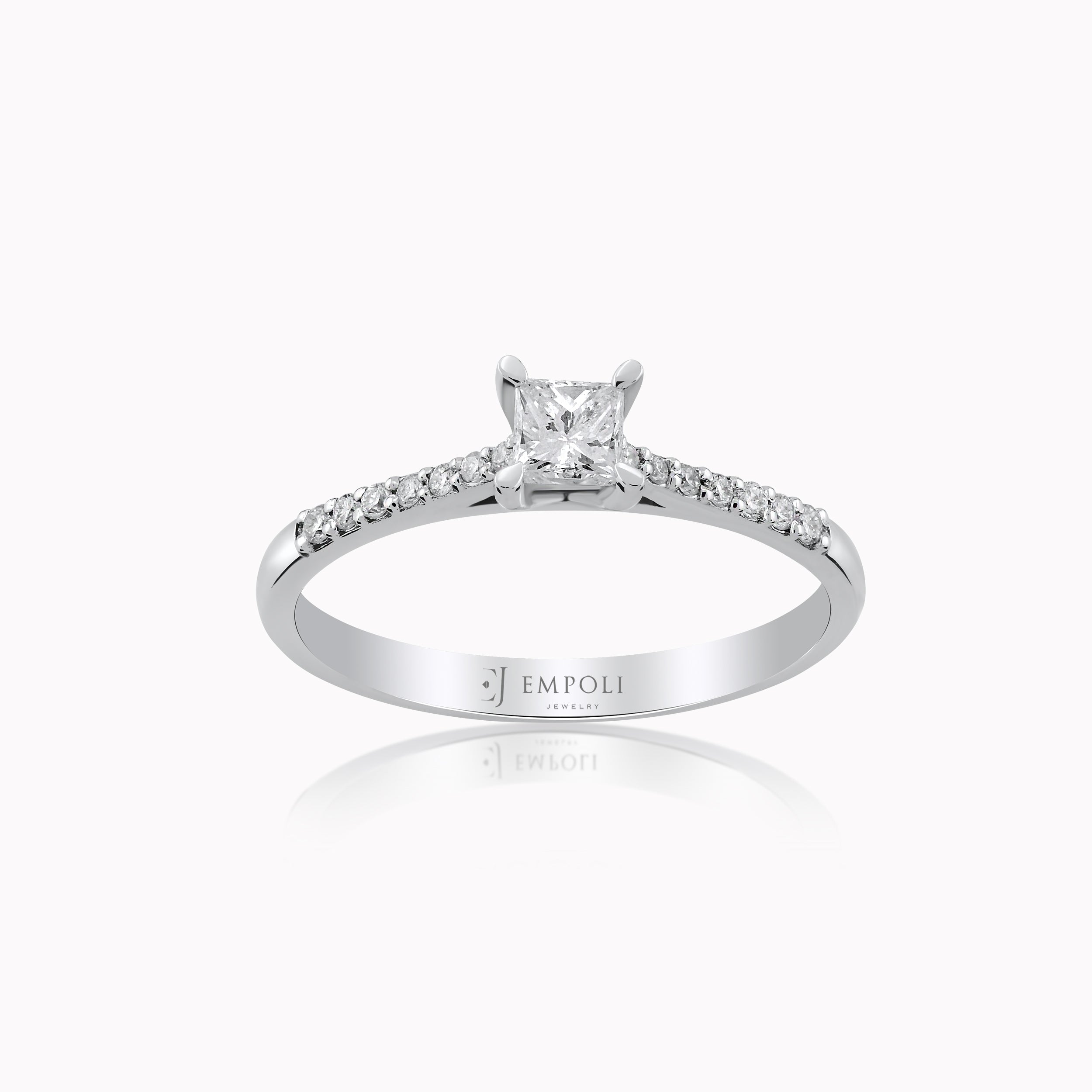 White Gold 14K Ring with Diamonds 0.33ct