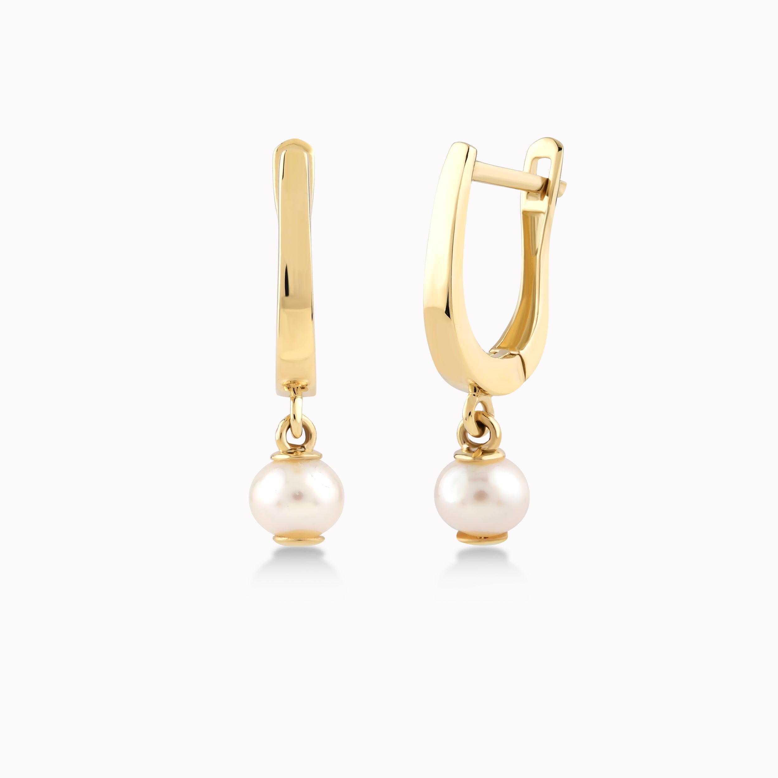Yellow Gold 14K Earrings With 1.89gr Cultured Pearl