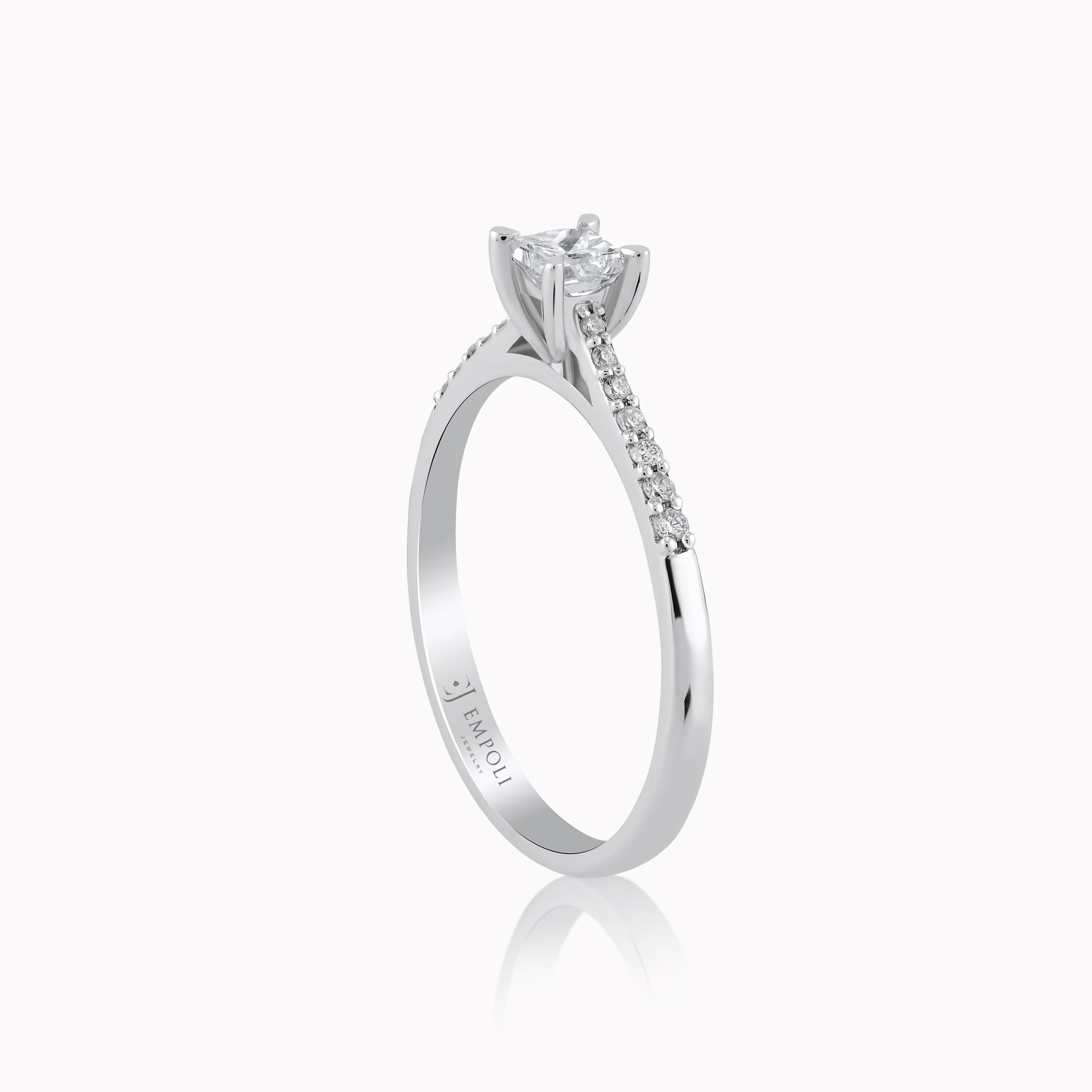 White Gold 14K Ring with Diamonds 0.33ct