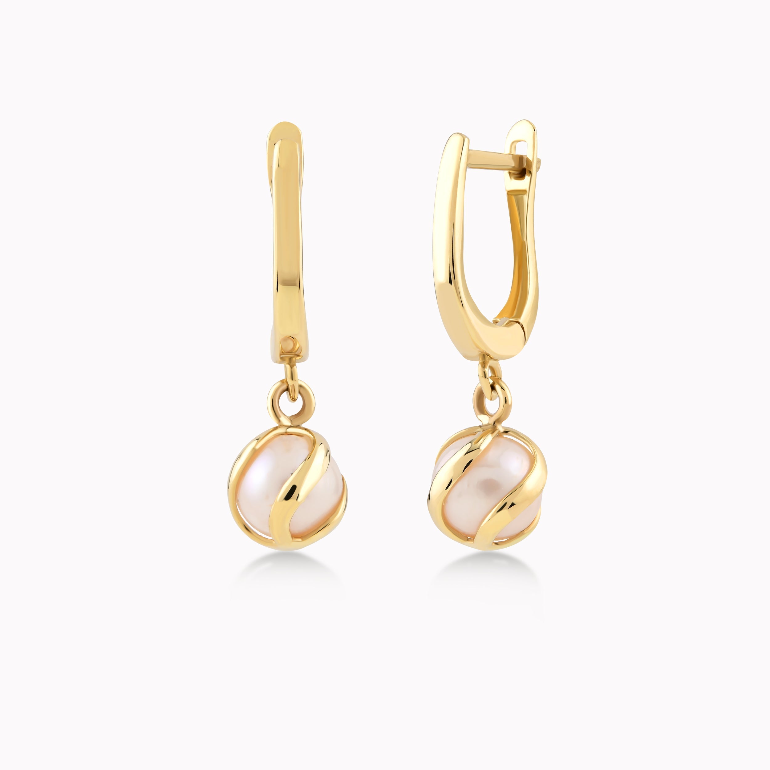 Yellow Gold 14K Earrings With 2.59gr Cultured Pearl