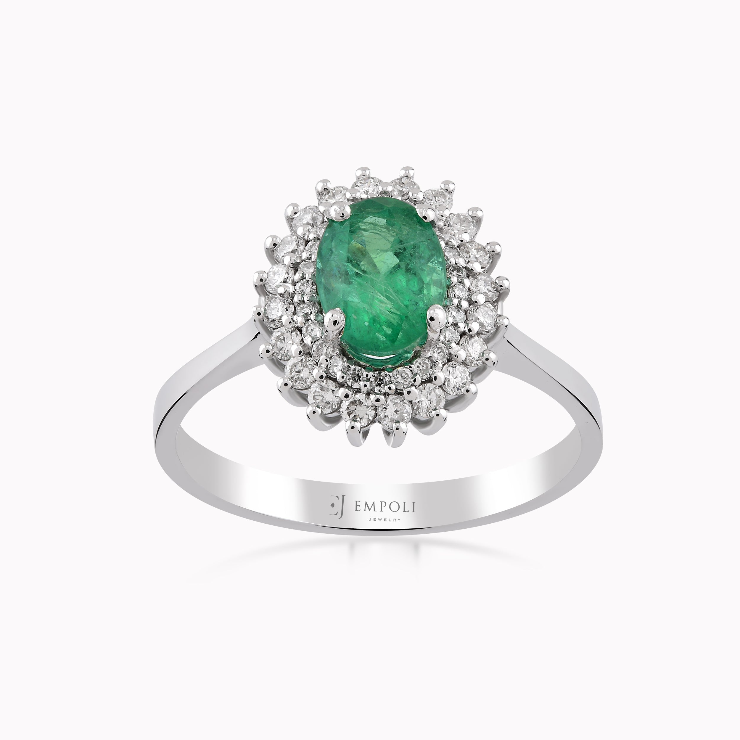 White Gold Ring 18K With Diamonds And Emerald 0.68ct